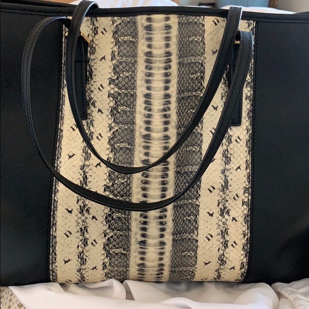 MK. Purse and wallet together - Picture 3 of 10